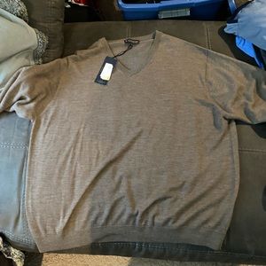 COPY - New 3xb Brown fine merino wool Hart Schaffner Marx long sleeve sweater